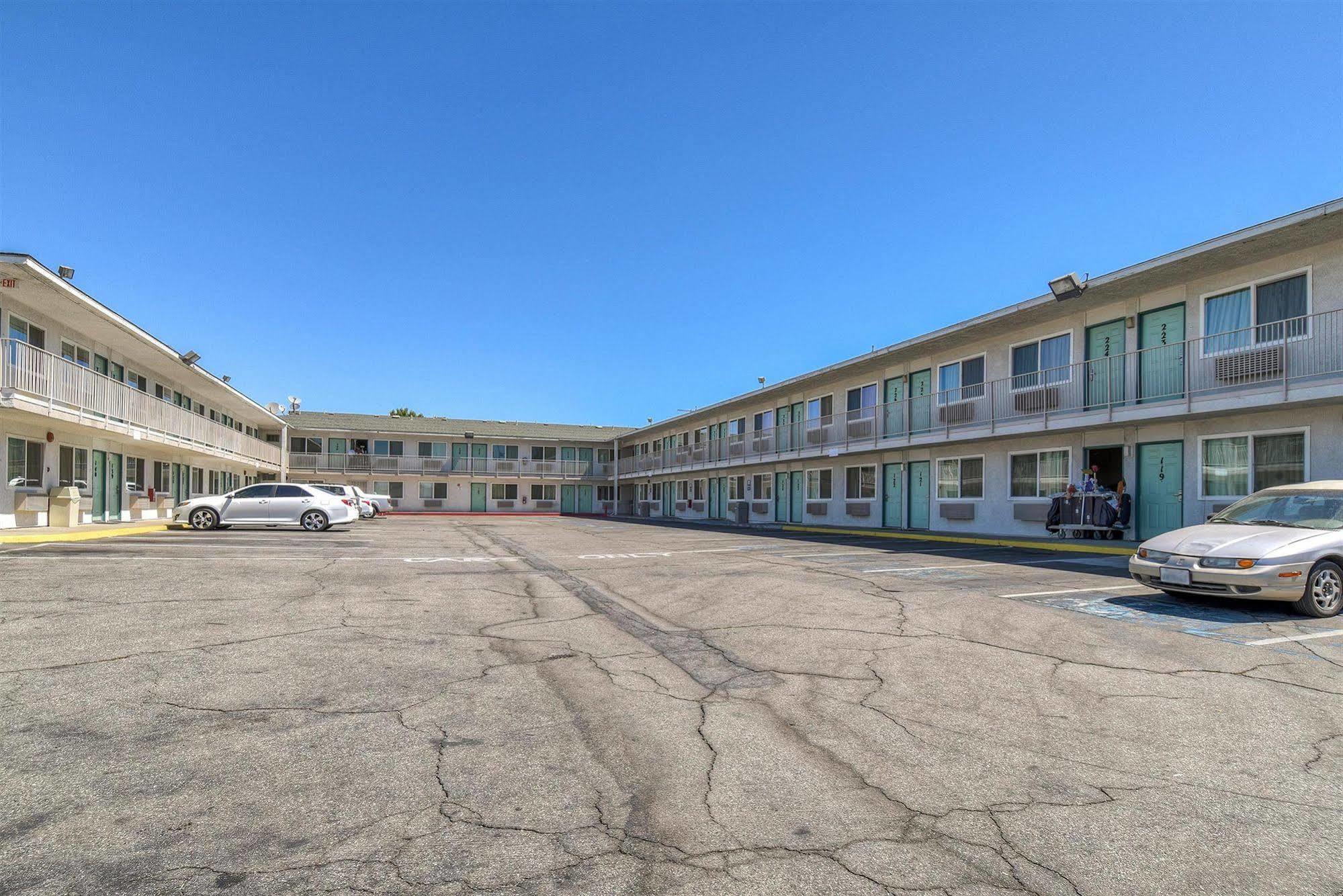 Motel 6-Fontana, Ca Exteriör bild