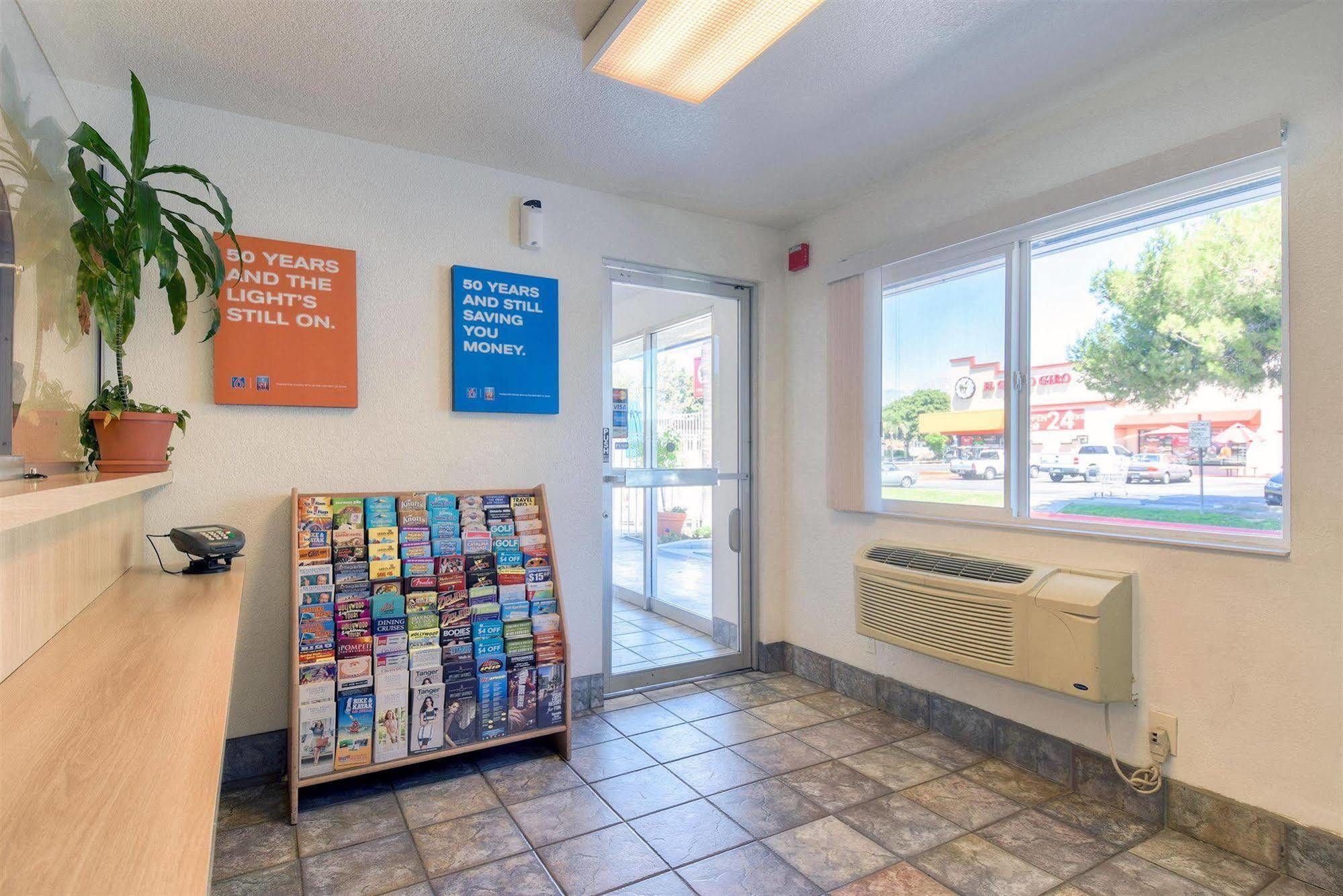 Motel 6-Fontana, Ca Exteriör bild