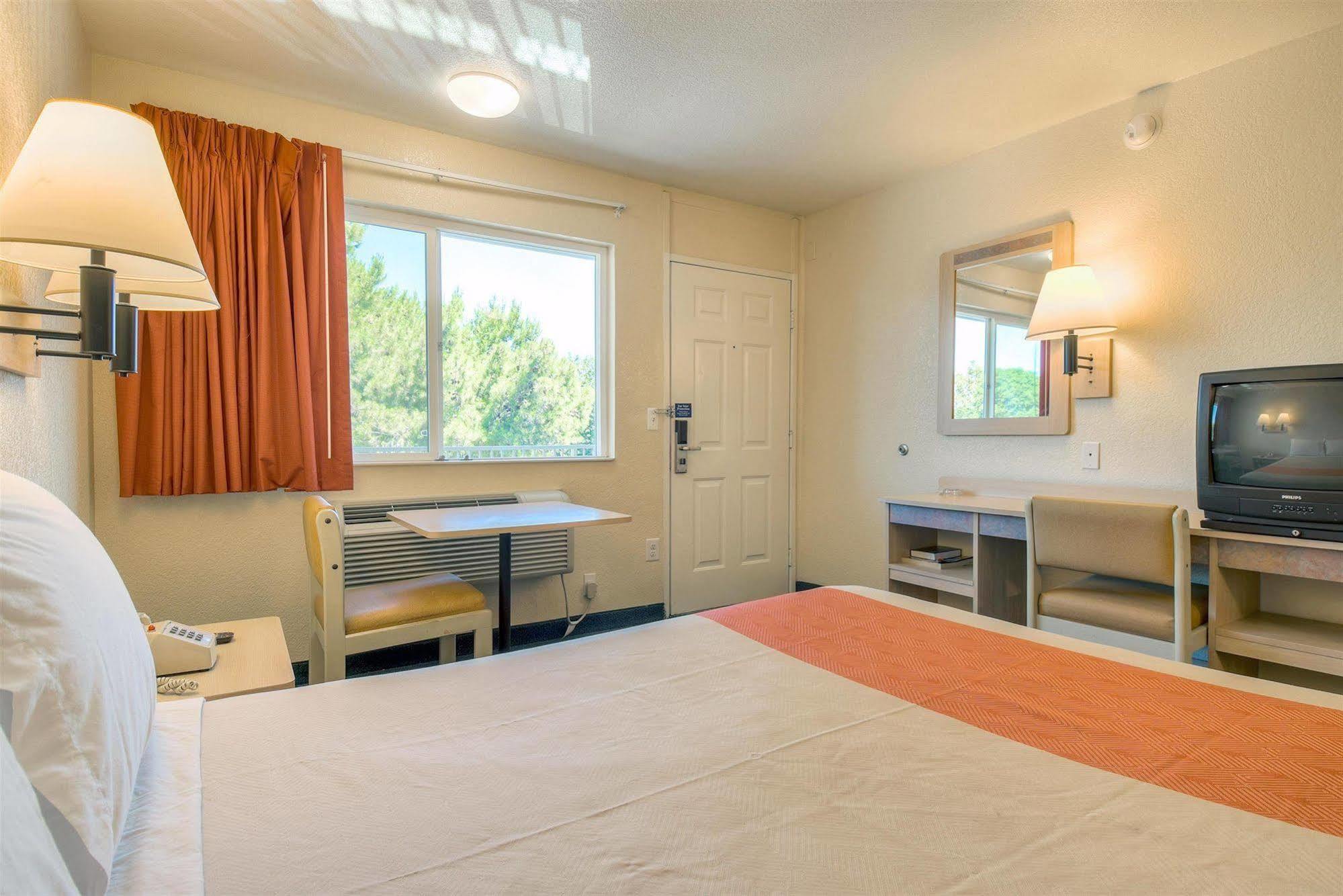 Motel 6-Fontana, Ca Exteriör bild